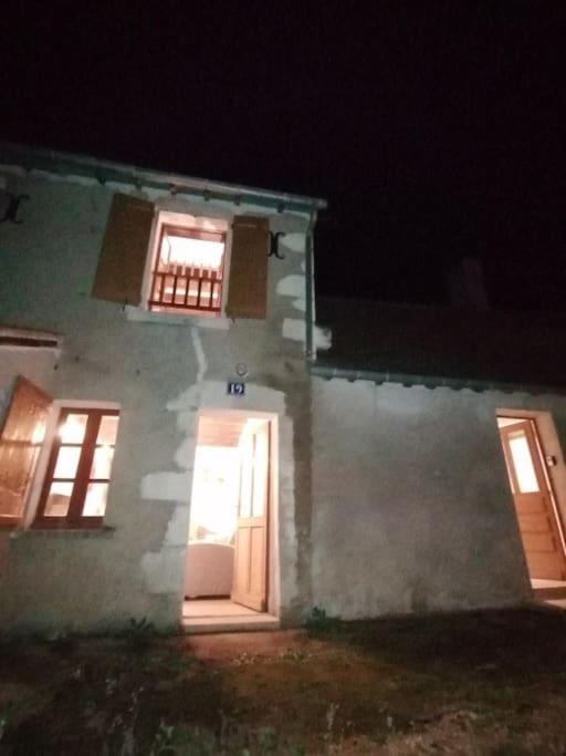 Le Blanc, Agreable Maison De Centre Le Blanc